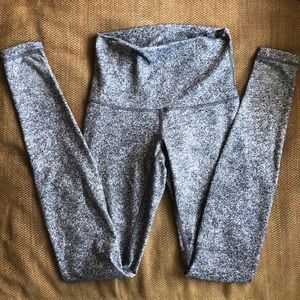 Marbled High-Waisted Leggings